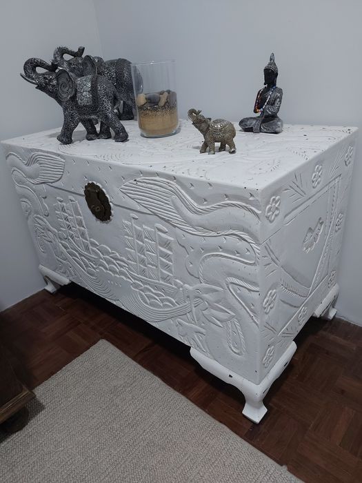 Arca de canfora original de Moçambique