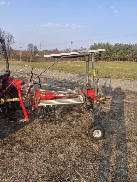Zgrabiarka massey ferguson RK 341 DN jak nowa  sprowadzona