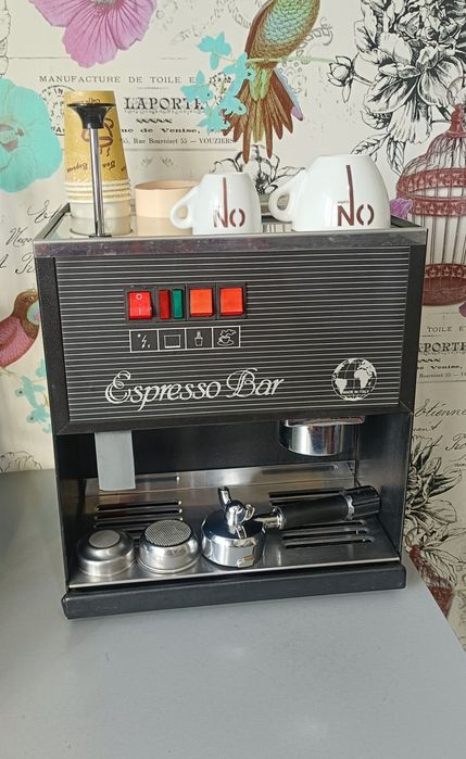 Вінтажна італійська кавомашина Dal Tio Espresso Bar