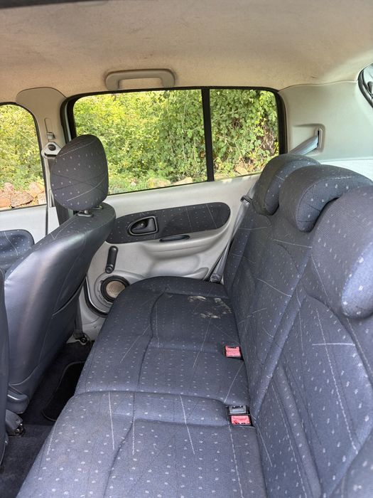 Renault Clio - Poucos Kms