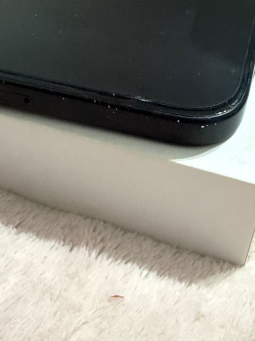 iPhone 15 plus czarny 128 GB + case