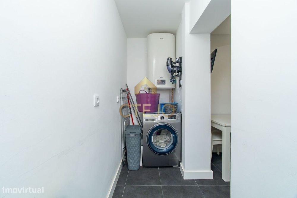 Apartamento T3 C/Arrecadação - Olivais Sul