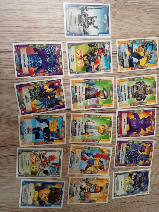 Karty Lego Nexo Knights 16 sztuk, nowe