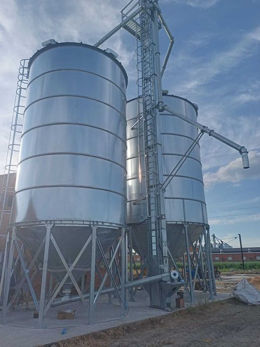 Podajnik kubełkowy PTK 50 Kbks Poland do silosów zbiorników