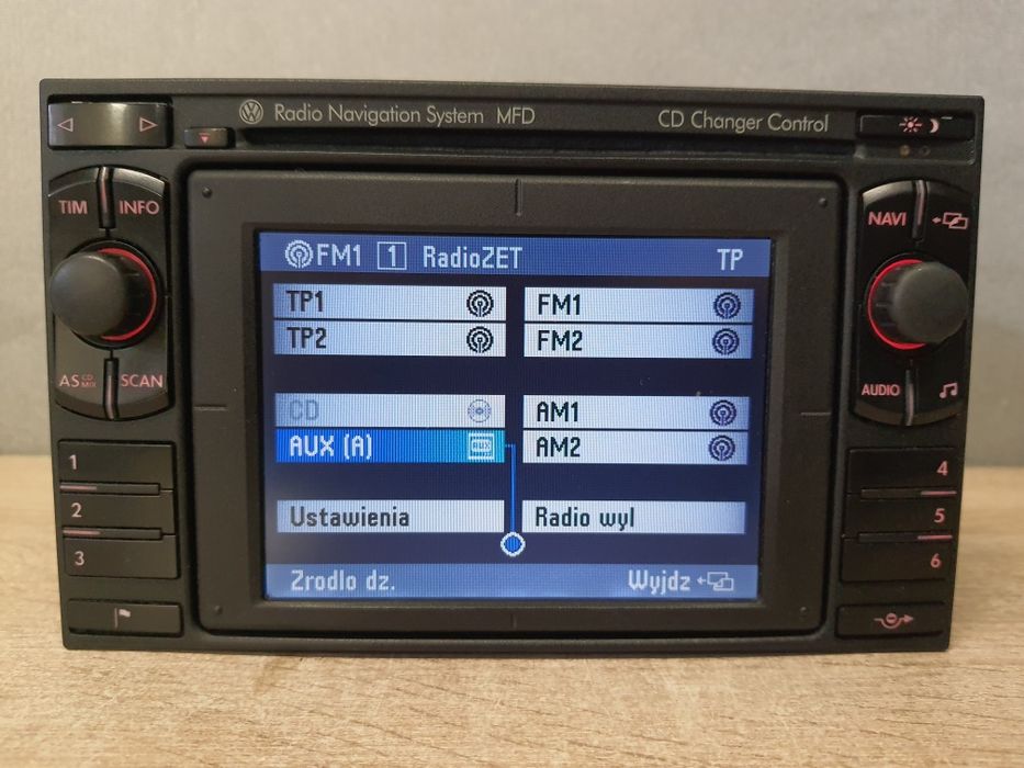 Radio samochodowe VW MFD + kod AUX Nawigacja polski język / Volkswagen Golf, Passat, Corrado itd Zadbane