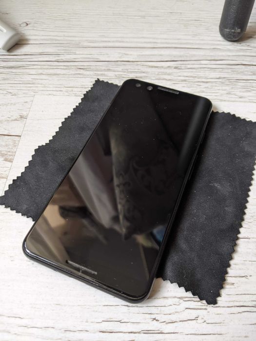 Телефон Pixel 3 64Гб безлімітне облачне сховище для фото та відео