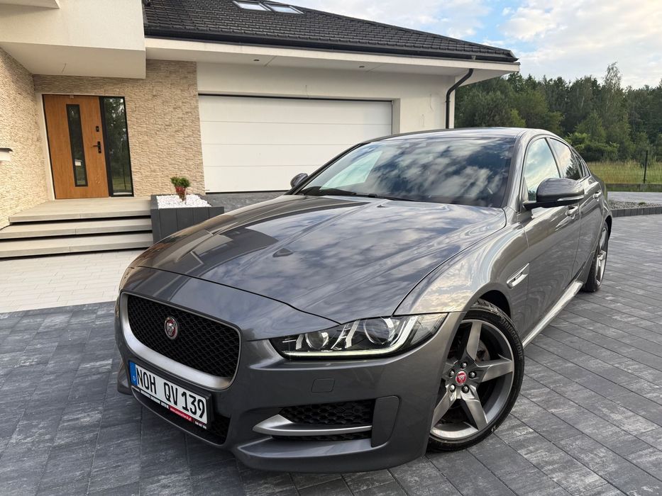 Jaguar XE