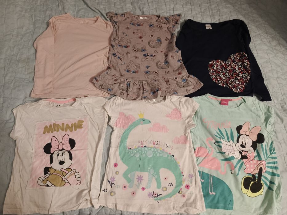 Zestaw ubrań dla dziewczynki w rozmiarze 122