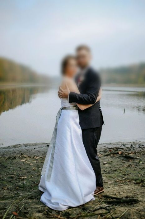 Suknia ślubna biała roz. 36/38 model Joni/Amy Love Bridal