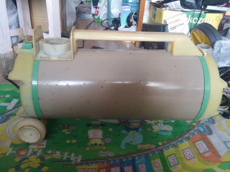 Продам пилосос Ракета-12
