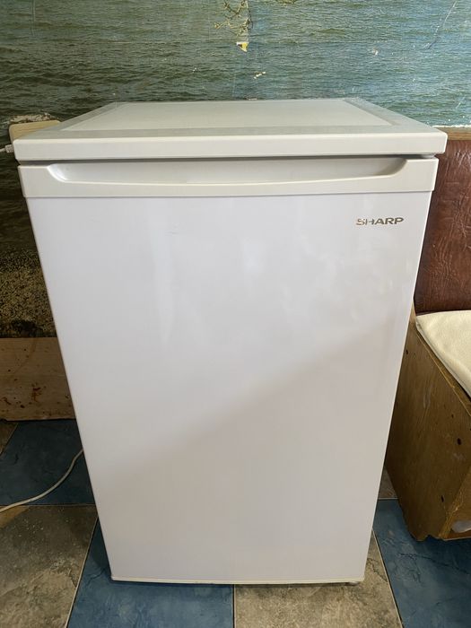 Холодильник SHARP