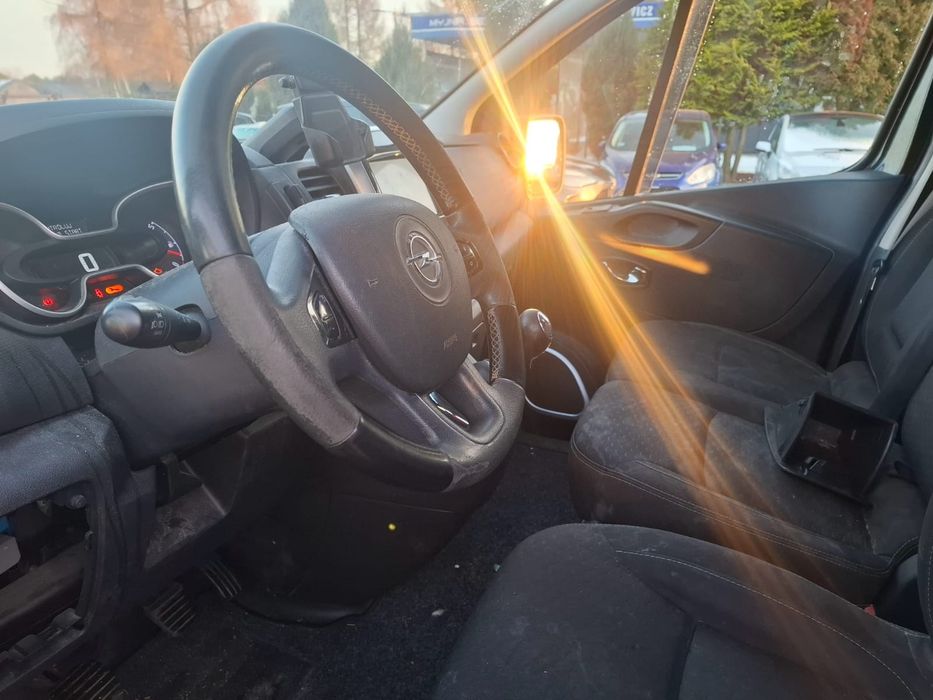 Opel Vivaro 1.6D Super stan!