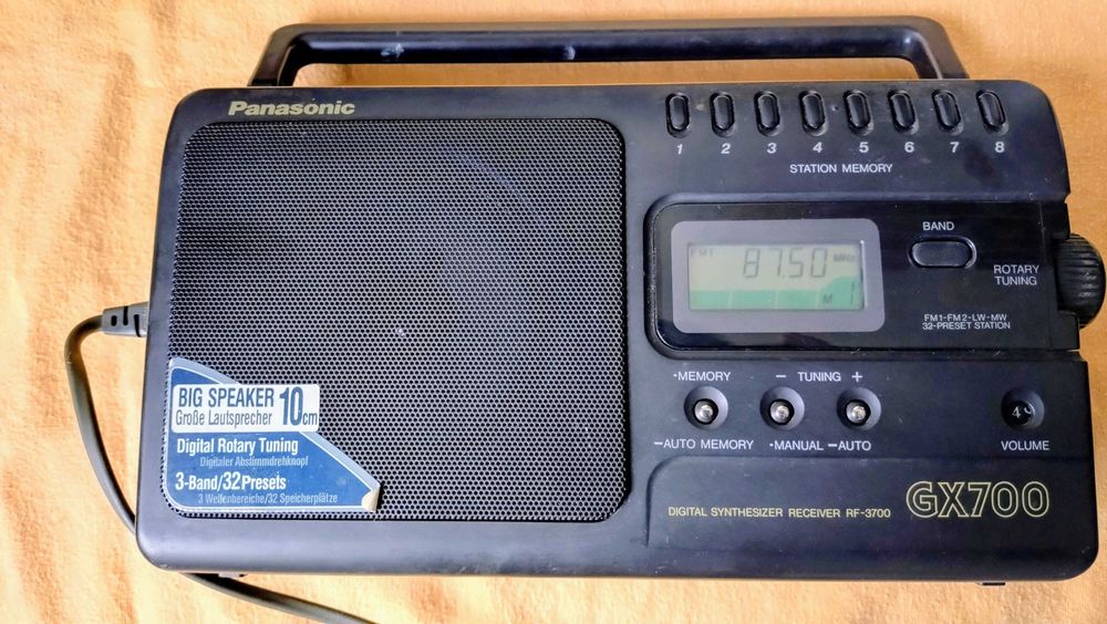 Radio Portatil Panasonic RF-3700 GX700 FM/LW/MW