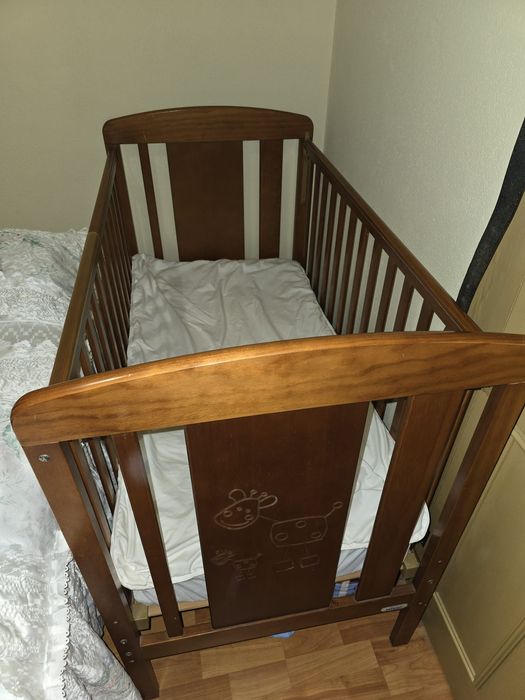 Cama de grades madeira maciça