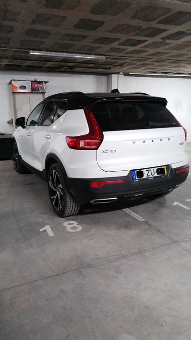 Volvo XC40 T5 R-Design (Plug-In)