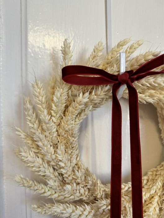 Різдвяний вінок з колосків пшениці, новорічний вінок