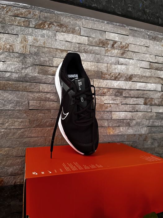 Нові Оригінальні Кросівки Nike Quest 5
