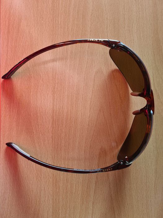 Vendo oculos de sol MAUI JIM Banyans, cor castanha, semi-novos