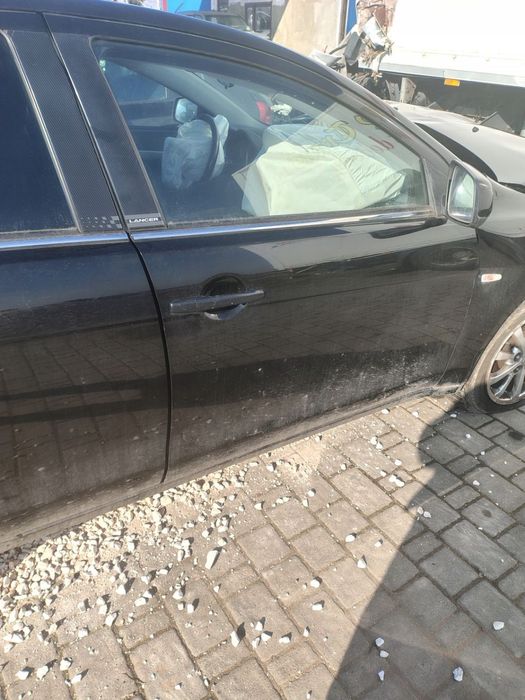 MITSUBISHI LANCER VIII SPORTBACK DRZWI PRAWE PRZEDNIE PRZÓD GOŁE