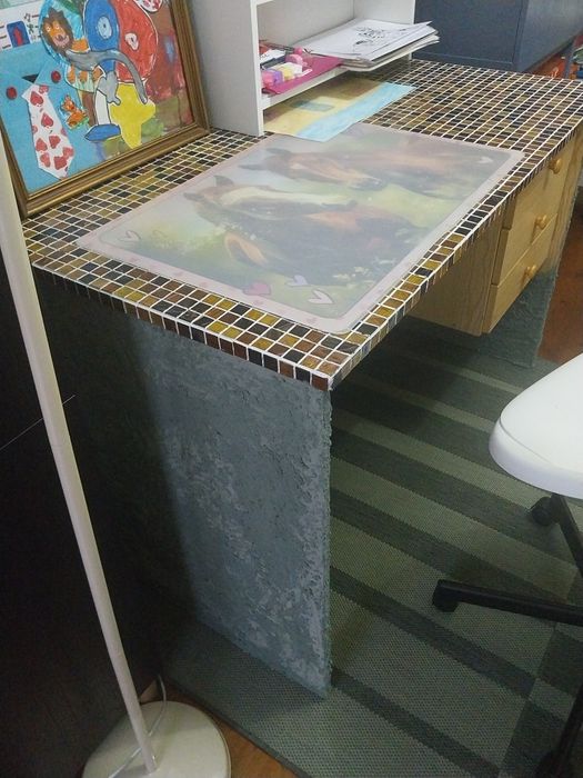 Vendo secretária personalizada