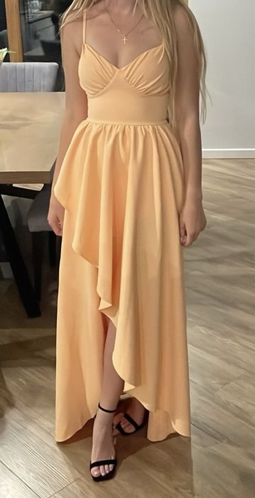 Sukienka asymetryczna morelowa Josephina