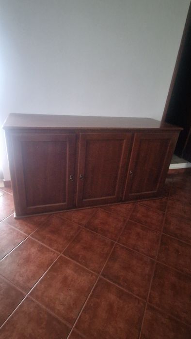 Móvel em carvalho
