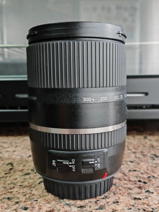 Tamron 16-300 f3.5 canon