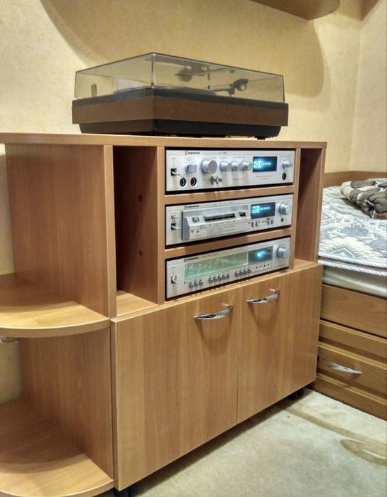 Тумба стойка для програвача підсилювача radiotehnika вініл, кассети