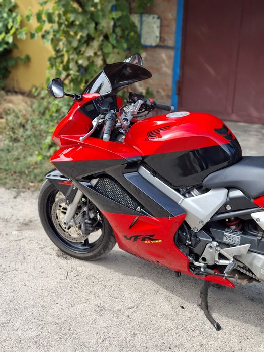Honda VFR 800 VTEC