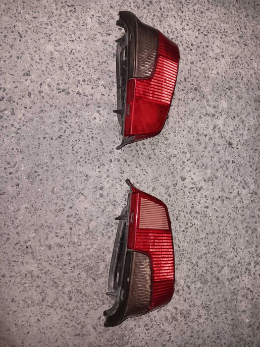 Farolin traseiros peugeot 106