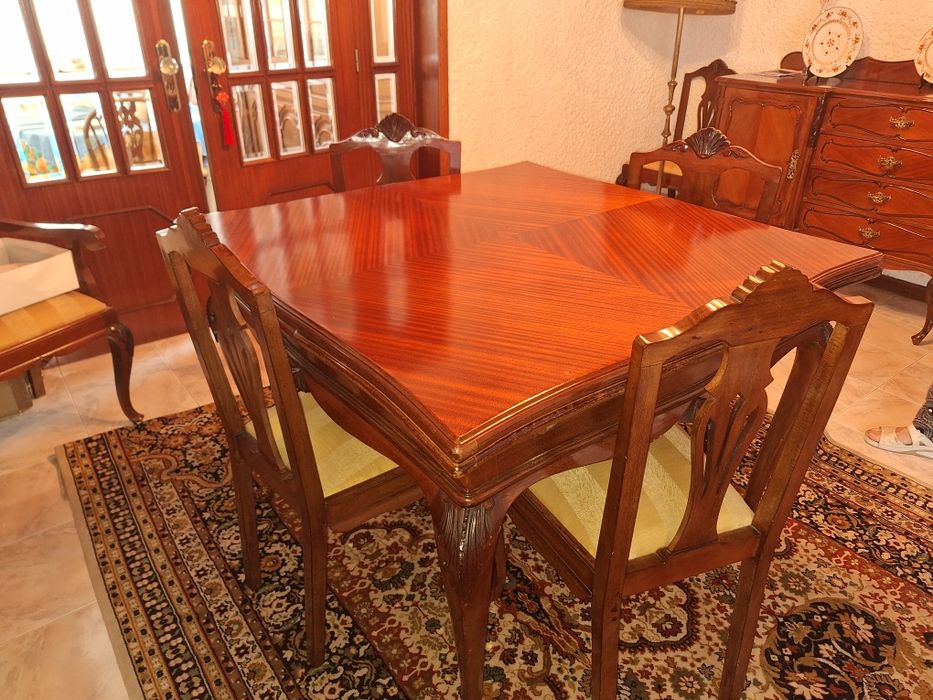 Mobilia sala Queen Anne