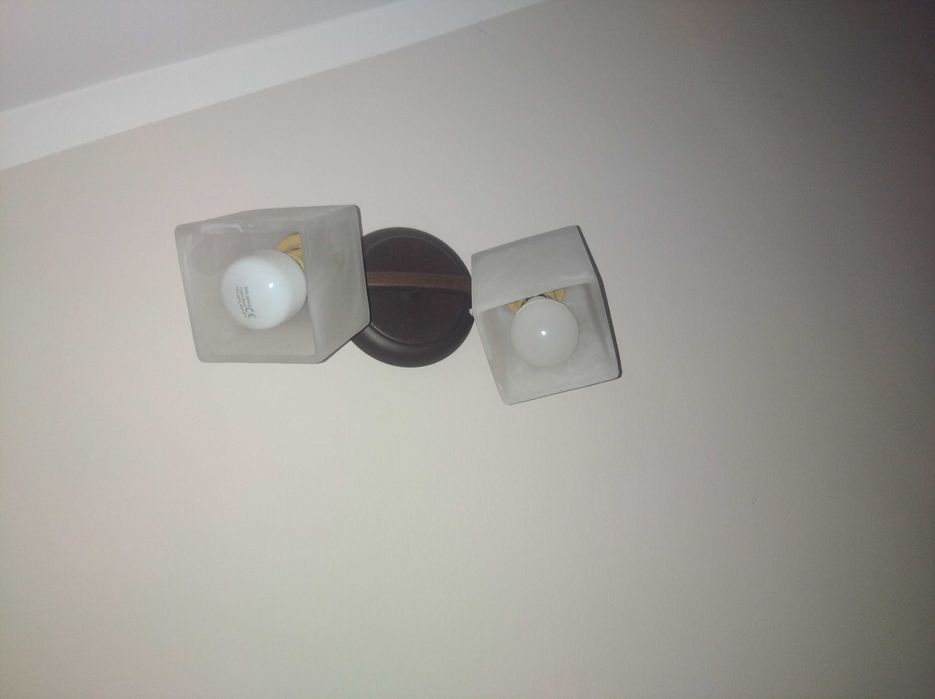 Lampy oświetleniowe