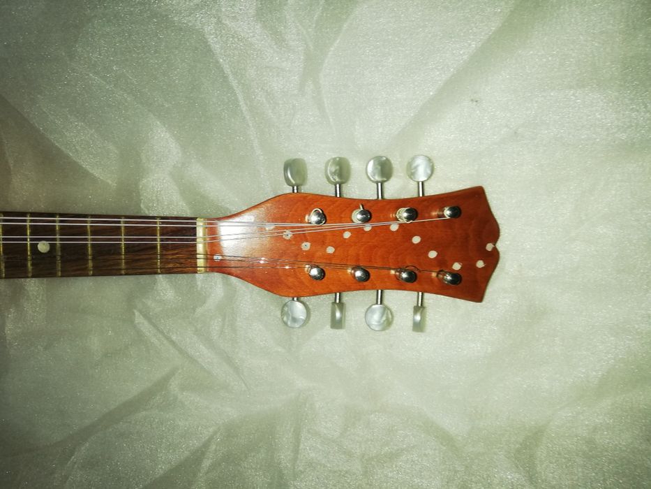 Bandolim napolitano elétrico nº2 restaurado