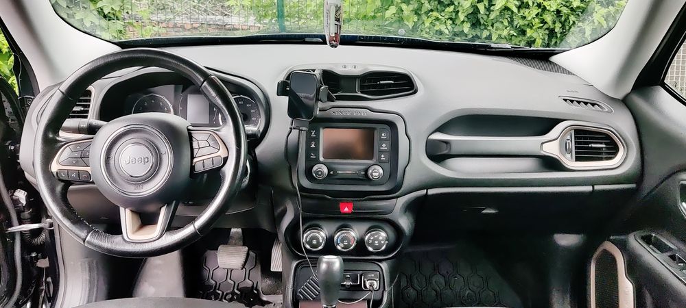 Продам Jeep Renegade 2016 latitude