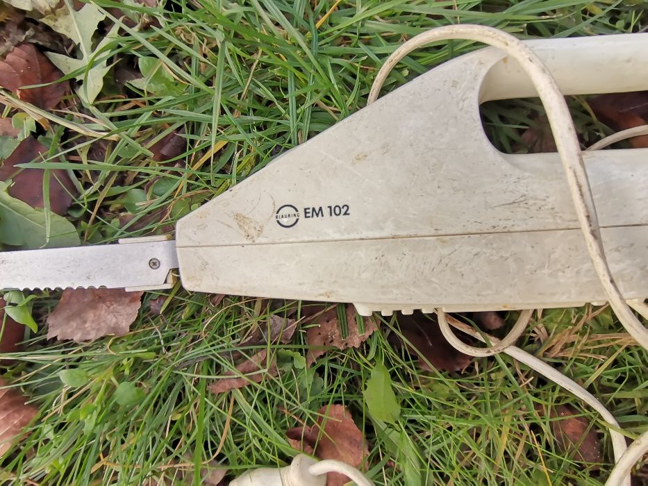 Nóz elektryczny z ostrzem sprawny