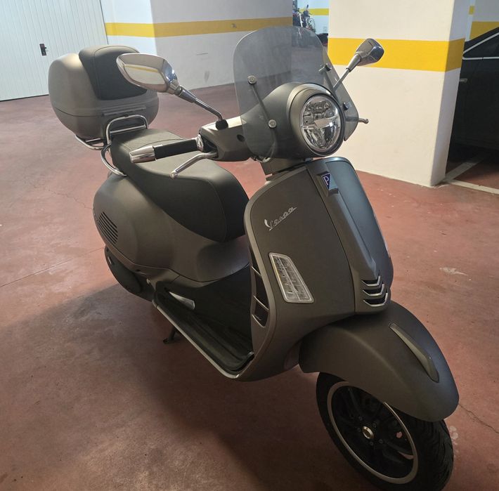 Vespa 300 gts  super com garantia e crédito