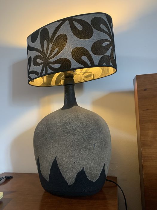 Candeeiro de mesa cabeceira