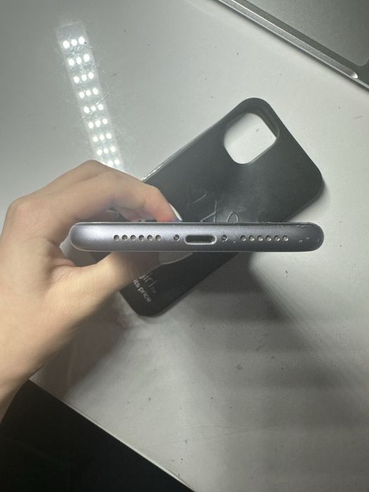 Iphone 11 фіолетовий