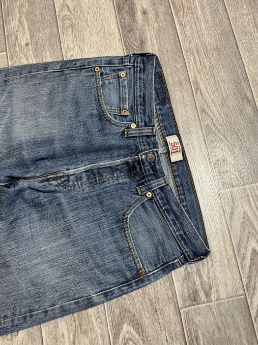 Vintage Levis 501 32
