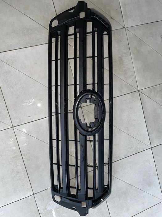 Решетка Land Cruiser 200
