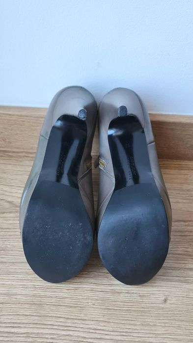 Botins salto alto e plataforma ZARA