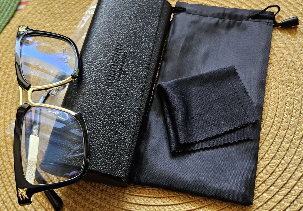 Okulary Burberry oprawki zerówki model unisex piękny model złoto