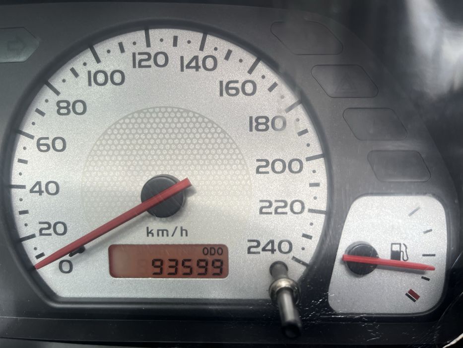 MGF 1.8 120cv 93.000 kms