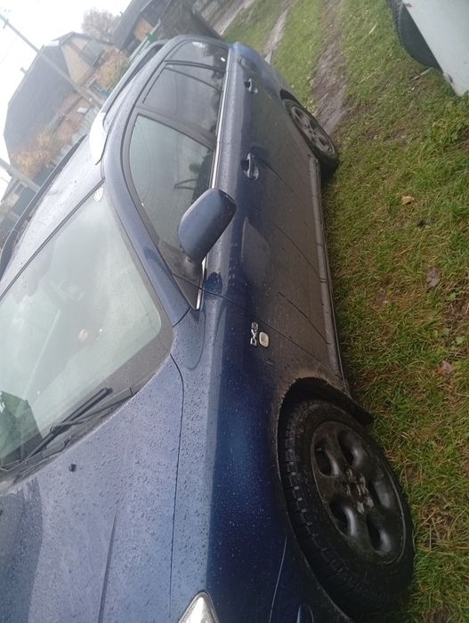Продам авто тойота авенсіс 2 л дизель