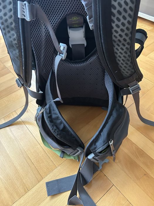 Nosidełko turystyczne LittleLife Voyager S5