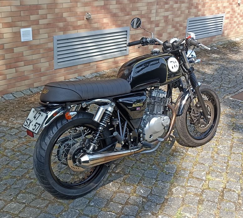 Mash black Seven(troco por automóvel ou carrinha comercial))