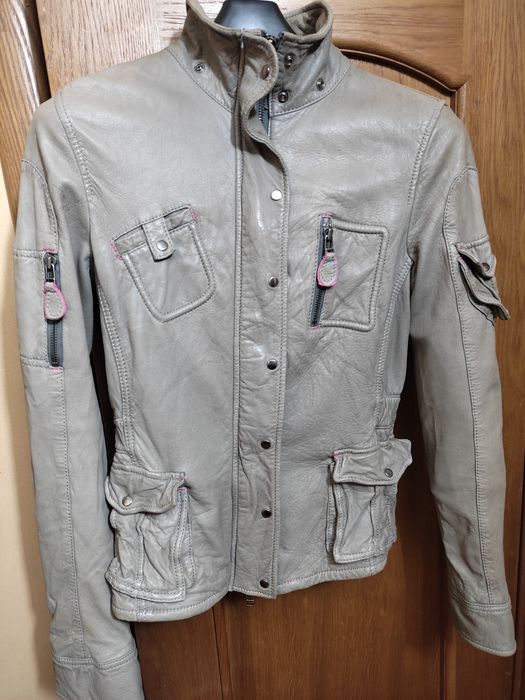 Модная кожаная Куртка/женская/розмір С-М