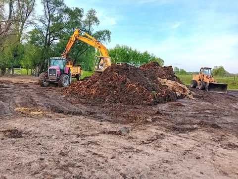 obornik bydlecy przekompostowany ziemia z obornikiem