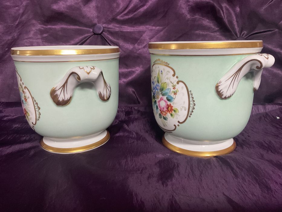 Par de cachepotes porcelana vista alegre pintura manual com 16x20 cm
