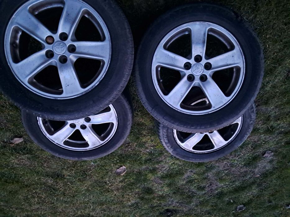 Felgi toyota avensis